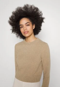 ARKET Pyjama Top - Beige 9 ARKET Pyjama Top - Beige -ARKET OUTLET 026cae1a8e874335982a777457dea222