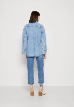 ARKET Button-Down Blouse - Blue Dusty Light -ARKET OUTLET 03f858749859477ca4610900822f1220