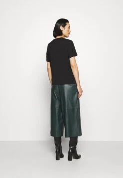 ARKET Basic T-Shirt - Black Dark -ARKET OUTLET 1008fd28dea144c7b075e499360f316a