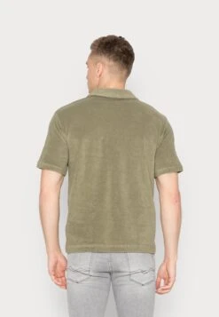 ARKET Polo Shirt - Khaki Green -ARKET OUTLET 1443c7eb17fa464e9825896923178fa7