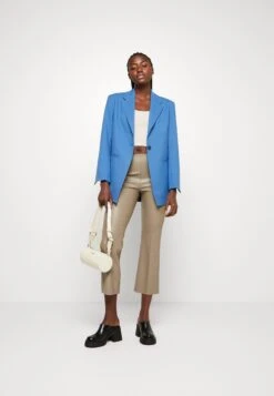 Front Page -ARKET OUTLET 1788c9bb9ee843c4a7f67a3bd755d43f