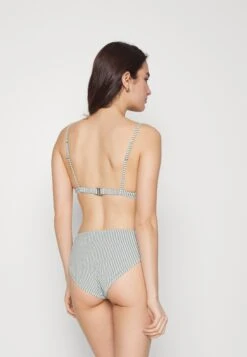 ARKET Bikini Top - Black/White 8 ARKET Bikini Top - Black/White -ARKET OUTLET 1c6611b6a1c542dab3cabf9bc60c5d05