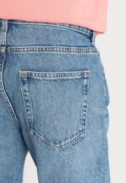 ARKET Relaxed Fit Jeans - Light Blue -ARKET OUTLET 1dcc905580774e998ac42279072bdfd6