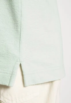 ARKET Basic T-Shirt - Green -ARKET OUTLET 20d046133eed465287cff708e0562717