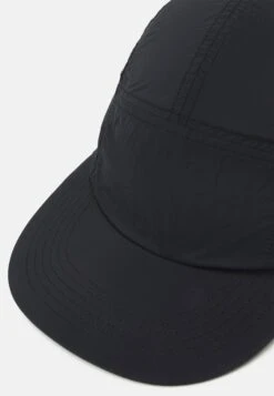 ARKET Cap - Black 9 ARKET Cap - Black -ARKET OUTLET 2a8784645ff746d5ab09203e3ffd4481