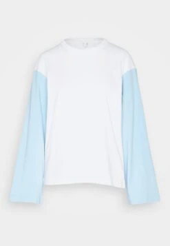 ARKET Long Sleeved Top - Light Blue 10 ARKET Long Sleeved Top - Light Blue -ARKET OUTLET 2b1a40854bbd469ead9ca20c4039cdfc