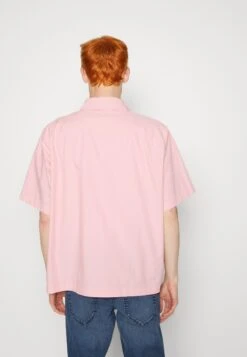 ARKET Shirt - Pink 8 ARKET Shirt - Pink -ARKET OUTLET 36a2ed2b5195453bb18a222101494ed1