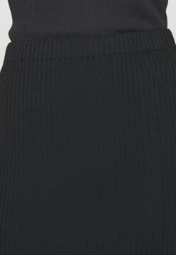 ARKET Pencil Skirt - Black 9 ARKET Pencil Skirt - Black -ARKET OUTLET 376165f1a1544fc9909936778145157b