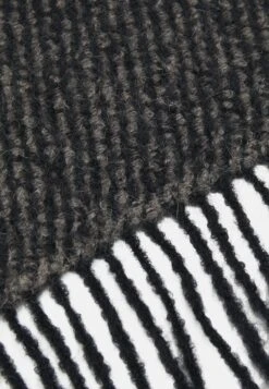 ARKET Unisex - Scarf - Taupe 7 ARKET Unisex - Scarf - Taupe -ARKET OUTLET 3b1c787b7c634356b5d31b26437d5dd0