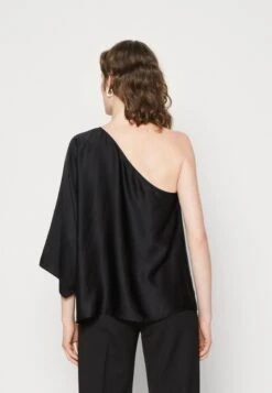 ARKET Hop Assymtric - Blouse - Black -ARKET OUTLET 548fb1fd05b442fe98ecdd91c7e0cd73