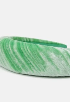 ARKET Hair Styling Accessory - Green -ARKET OUTLET 6a28c6adc045462d825cd56f122c3195