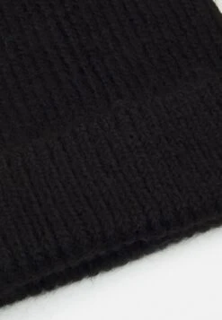 ARKET Beanie - Black -ARKET OUTLET 6f71bc1d753b476cbb563d4e294f205b