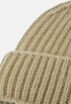 ARKET Unisex - Beanie - Camel -ARKET OUTLET 75adb61bfce64b52b7d8437ebd2e0f1b
