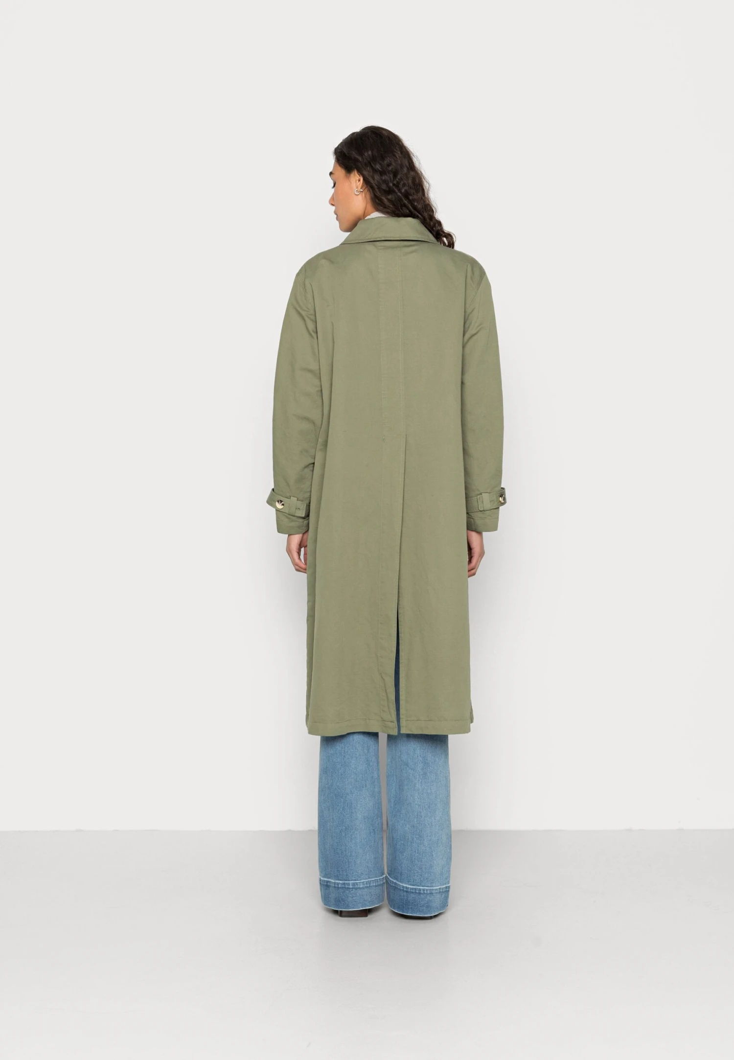 ARKET Classic Coat - Khaki 3 ARKET Classic Coat - Khaki - Image 3