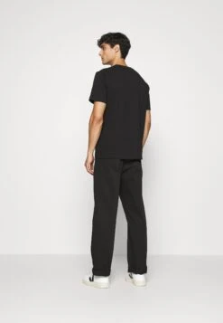 ARKET Basic T-Shirt - Black Dark -ARKET OUTLET 7714f6f09d114b95b50edcf895087861