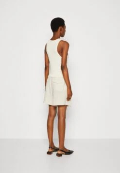 ARKET Shorts - Beige -ARKET OUTLET 836fcbbea0004e519444e09e248d5005