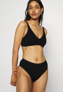 ARKET Bikini Top - Black -ARKET OUTLET 8739c0240b7746d2beffced5db94c41e