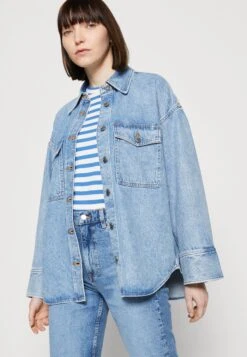 ARKET Button-Down Blouse - Blue Dusty Light -ARKET OUTLET 8f7455eda3f940028e9f8445a8a63116