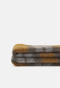 ARKET Unisex - Scarf - Camel 6 ARKET Unisex - Scarf - Camel -ARKET OUTLET 954dd012b127482d8765a54d671abaab