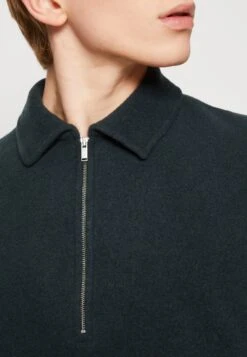 ARKET Fleece Jumper - Dark Green 11 ARKET Fleece Jumper - Dark Green -ARKET OUTLET 975d5d551fbe4eada5219c017367d7e4