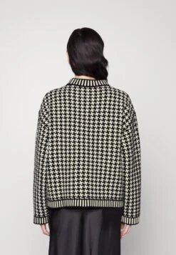 ARKET Jumper - Black/White -ARKET OUTLET 9eada98461084c51a831f968f1ff2495