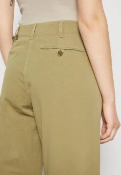 ARKET Chinos - Khaki Green -ARKET OUTLET a1fa077fa5cf4eea805b2ab8d327131d