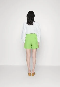 ARKET Shorts - Lime -ARKET OUTLET ad2f31acdb484c4ea2a5aaa0c6eea867