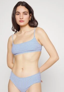 ARKET Bikini Top - Blue/White 11 ARKET Bikini Top - Blue/White -ARKET OUTLET af736728e71b49b681a11e786fd0b25f