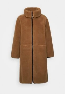 ARKET Training Jacket - Dark Beige 12 ARKET Training Jacket - Dark Beige -ARKET OUTLET b41c4398d6ca4ff18093f7173a5c4277