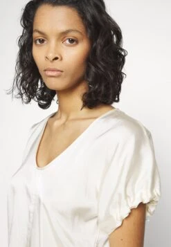 ARKET Blouse - Blouse -ARKET OUTLET b62358d38e804435b2caa77d603e99b8