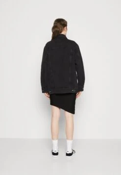 ARKET Short Coat - Black -ARKET OUTLET bb5b9b19d7304ec5911b57e9b57d8f95