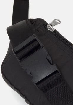 ARKET Unisex - Bum Bag - Black -ARKET OUTLET ca0b3b6000b247179ecd2e37a7d79bbf