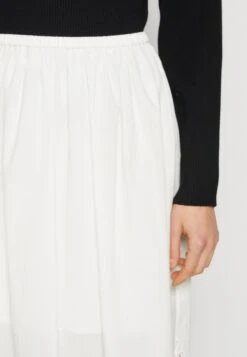 ARKET A-Line Skirt - White 11 ARKET A-Line Skirt - White -ARKET OUTLET cfdac5baef4d4fda9b1d347f8ae0f481