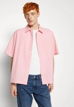ARKET Shirt - Pink 9 ARKET Shirt - Pink -ARKET OUTLET d36e979e56b342b788315fe6eea0f1e3