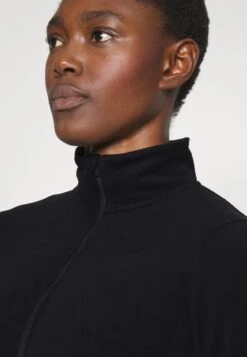 ARKET Fleece Jacket - Black 11 ARKET Fleece Jacket - Black -ARKET OUTLET e0f744730b304e11abc3b840e50b85f5