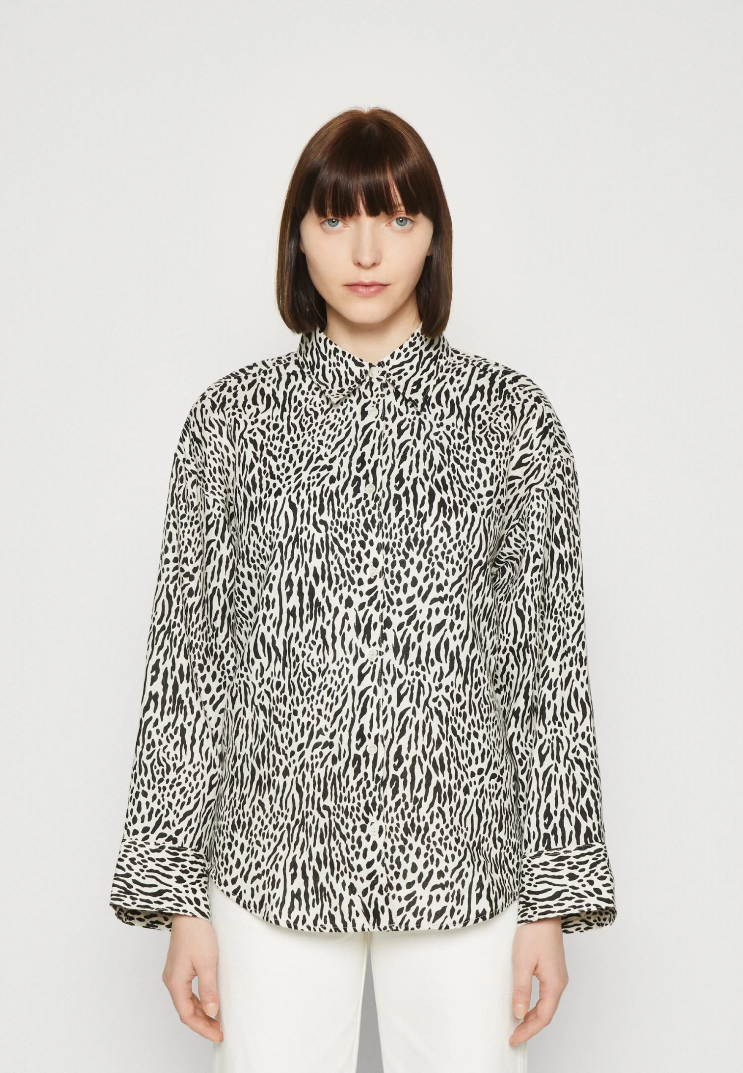 ARKET Button-Down Blouse - Off-White/Black 1 ARKET Button-Down Blouse - Off-White/Black