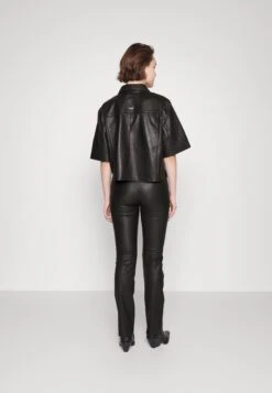 ARKET Leather Trousers - Black -ARKET OUTLET ebffd15fcf644c72a06bcd12df459c36