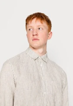 ARKET Shirt - Khaki Green -ARKET OUTLET ec5ce804a44c445485b5bb4595b18f06