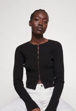 ARKET Straight Leg Jeans - White -ARKET OUTLET f0c08c2e263643a78b061f75e720e9ba