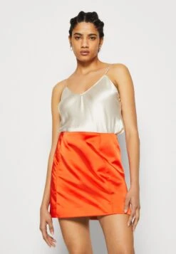 ARKET Mini Skirt - Orange -ARKET OUTLET f61a7c93dcdf48b08fde2b0d0b4b252a